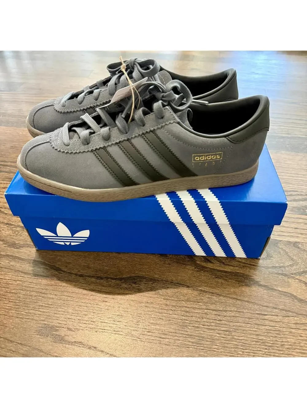 New Adidas STADT Grey/Brown/Carbon Originals Men's Size 8.5